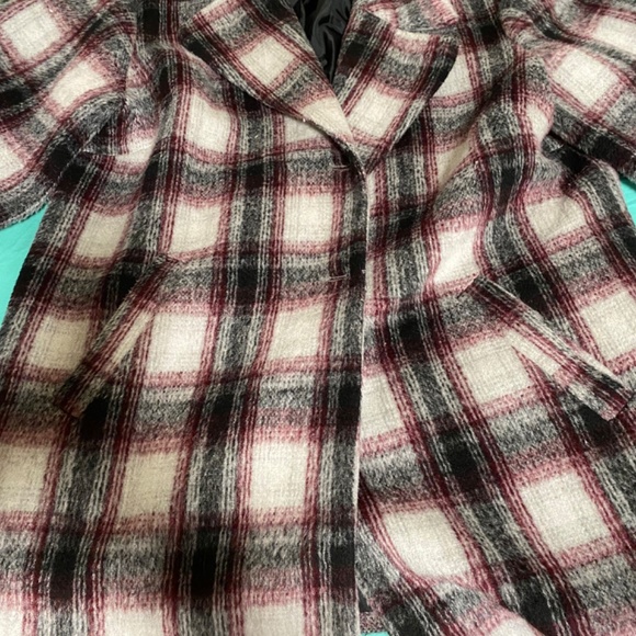 Winter jackets for sale - Picture 3 of 6